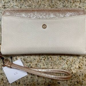 Women’s clutch